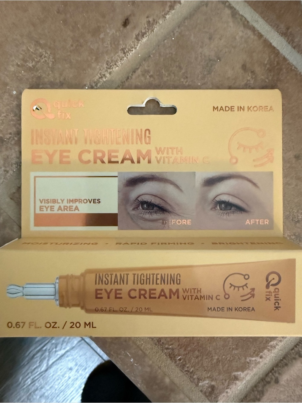 Instant Tightening Eye Cream with Vitamin C — Peach